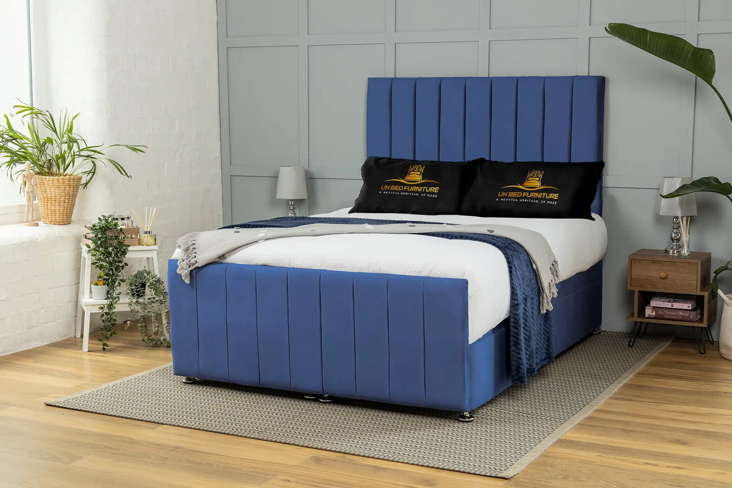 Venetian Ottoman Bed