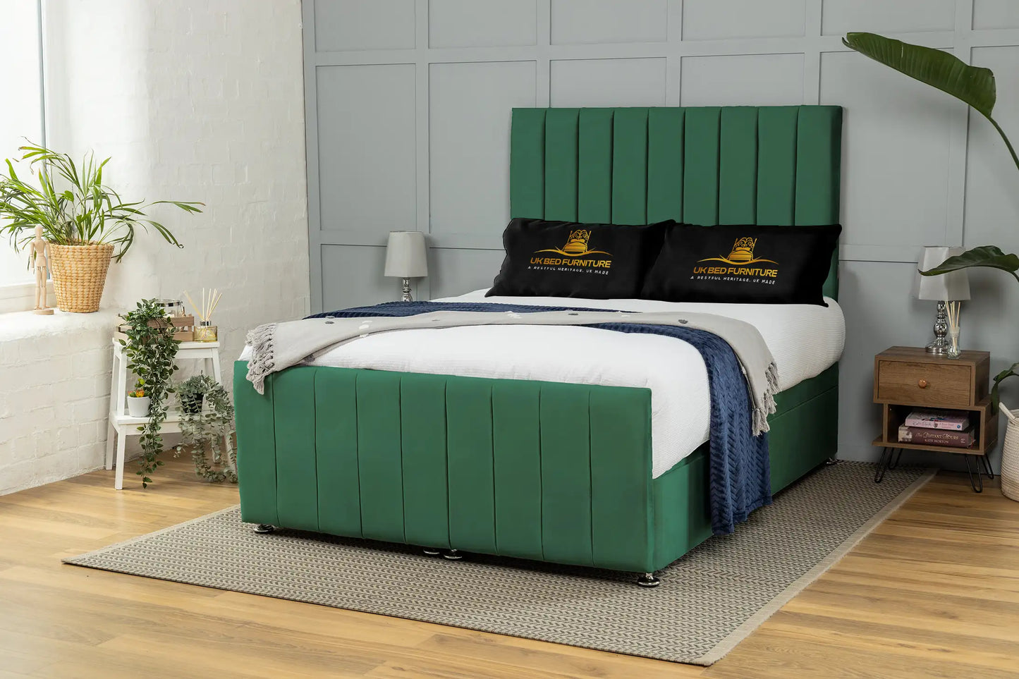 Venetian Ottoman Bed