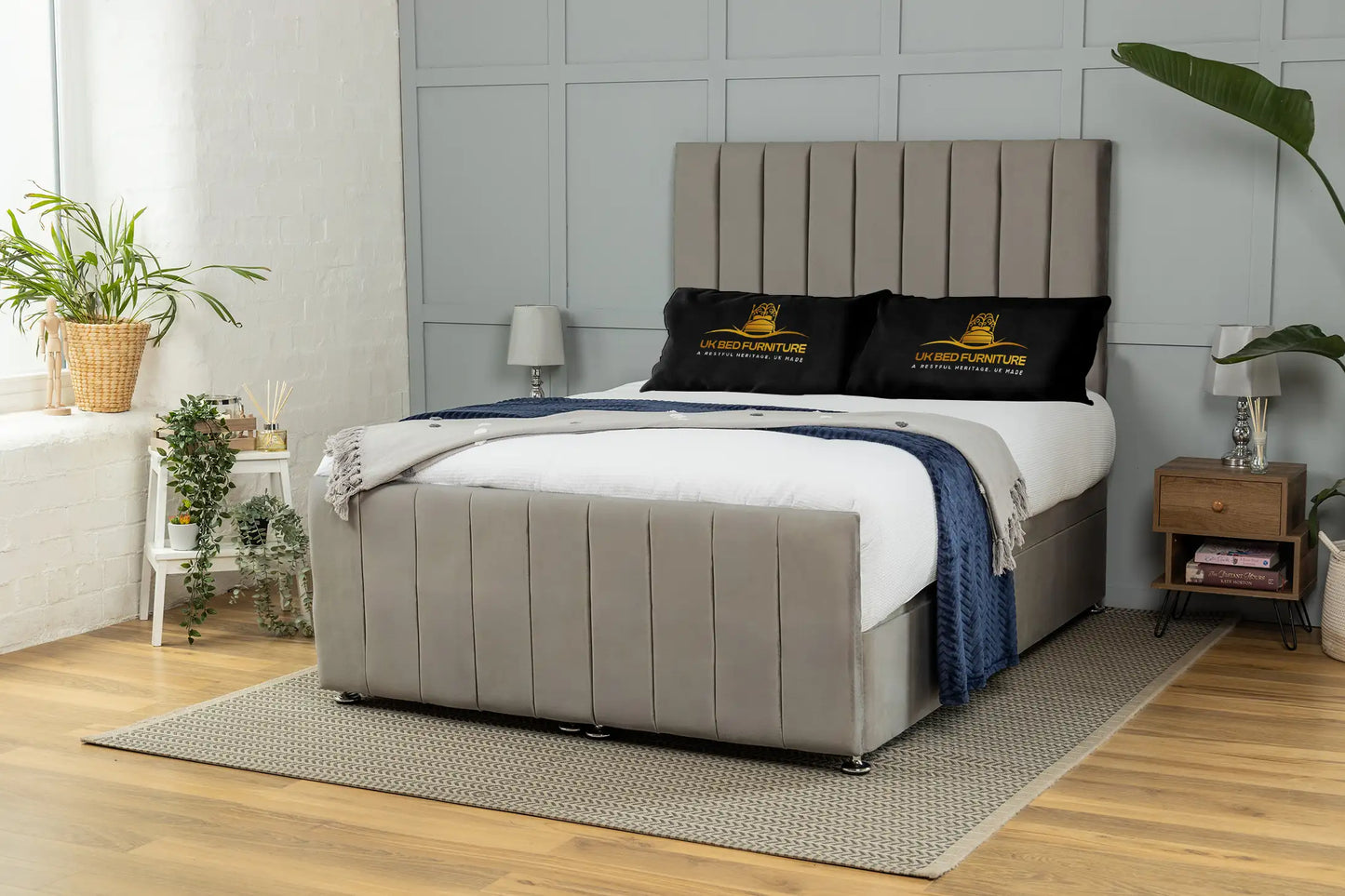Venetian Ottoman Bed