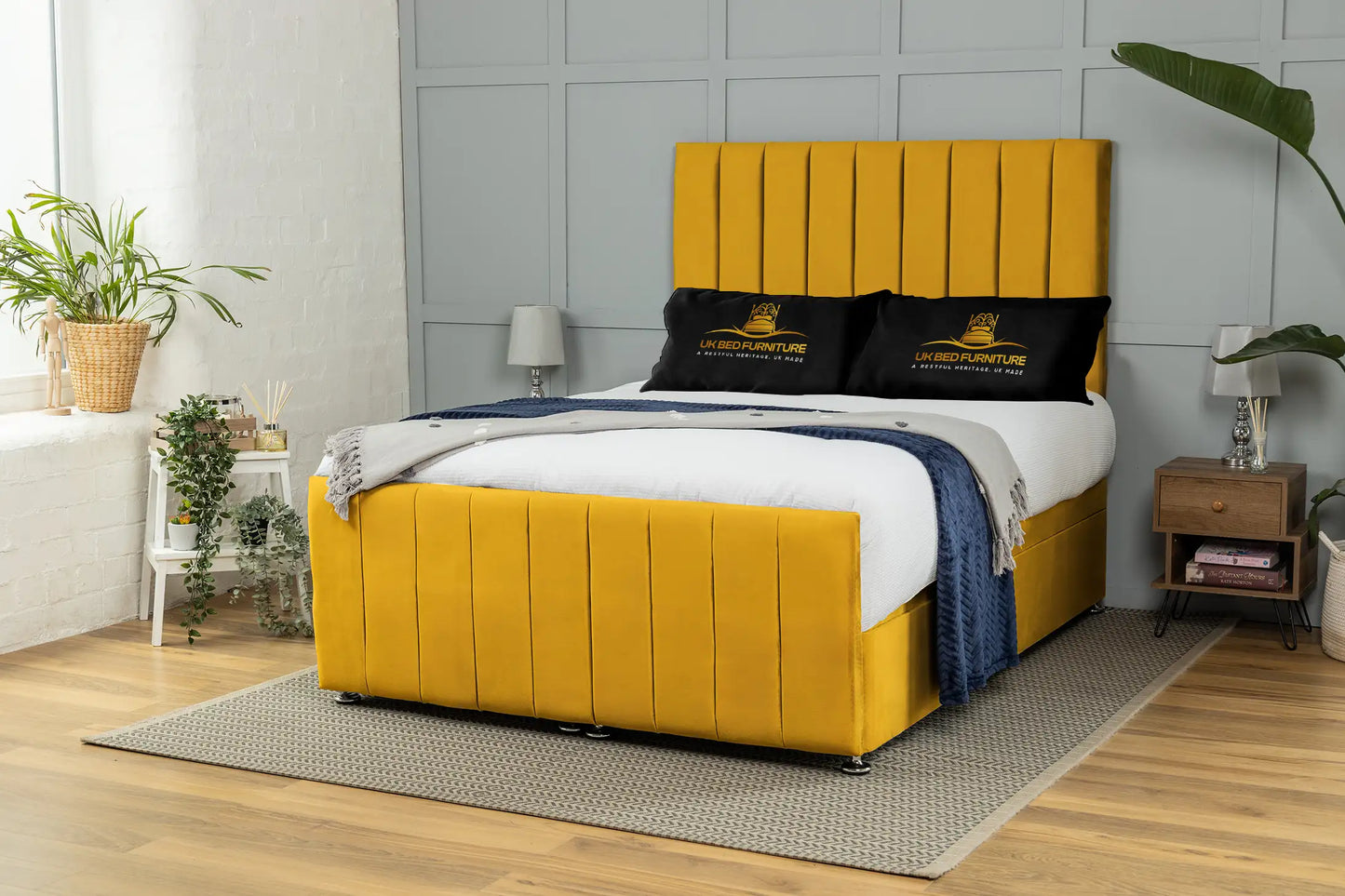 Venetian Ottoman Bed