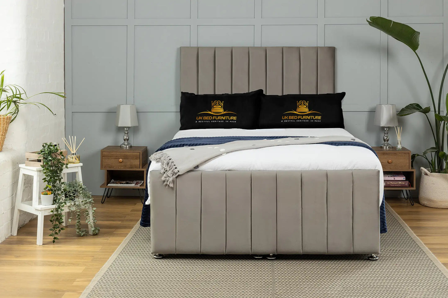 Venetian Ottoman Bed