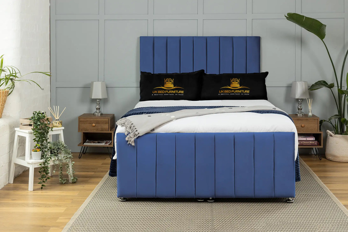 Venetian Ottoman Bed