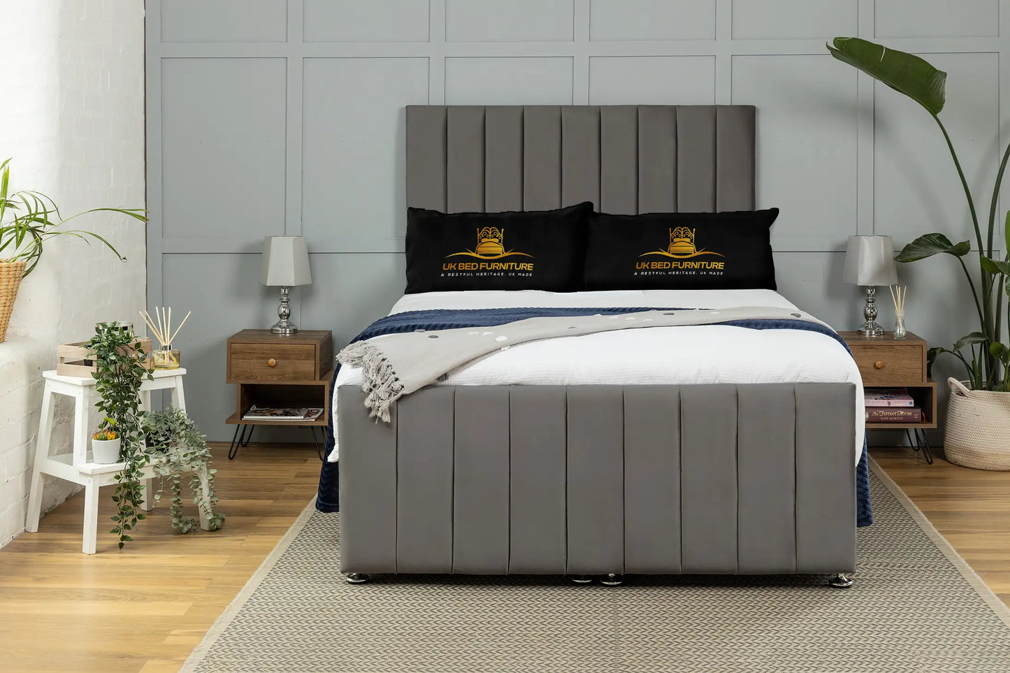 Venetian Ottoman Bed
