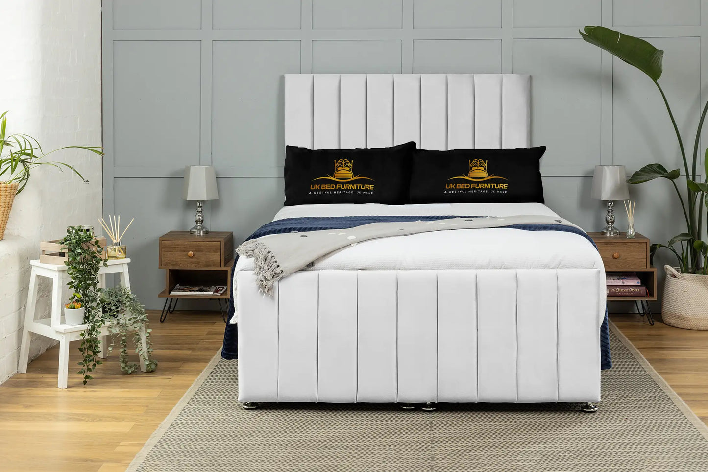 Venetian Ottoman Bed