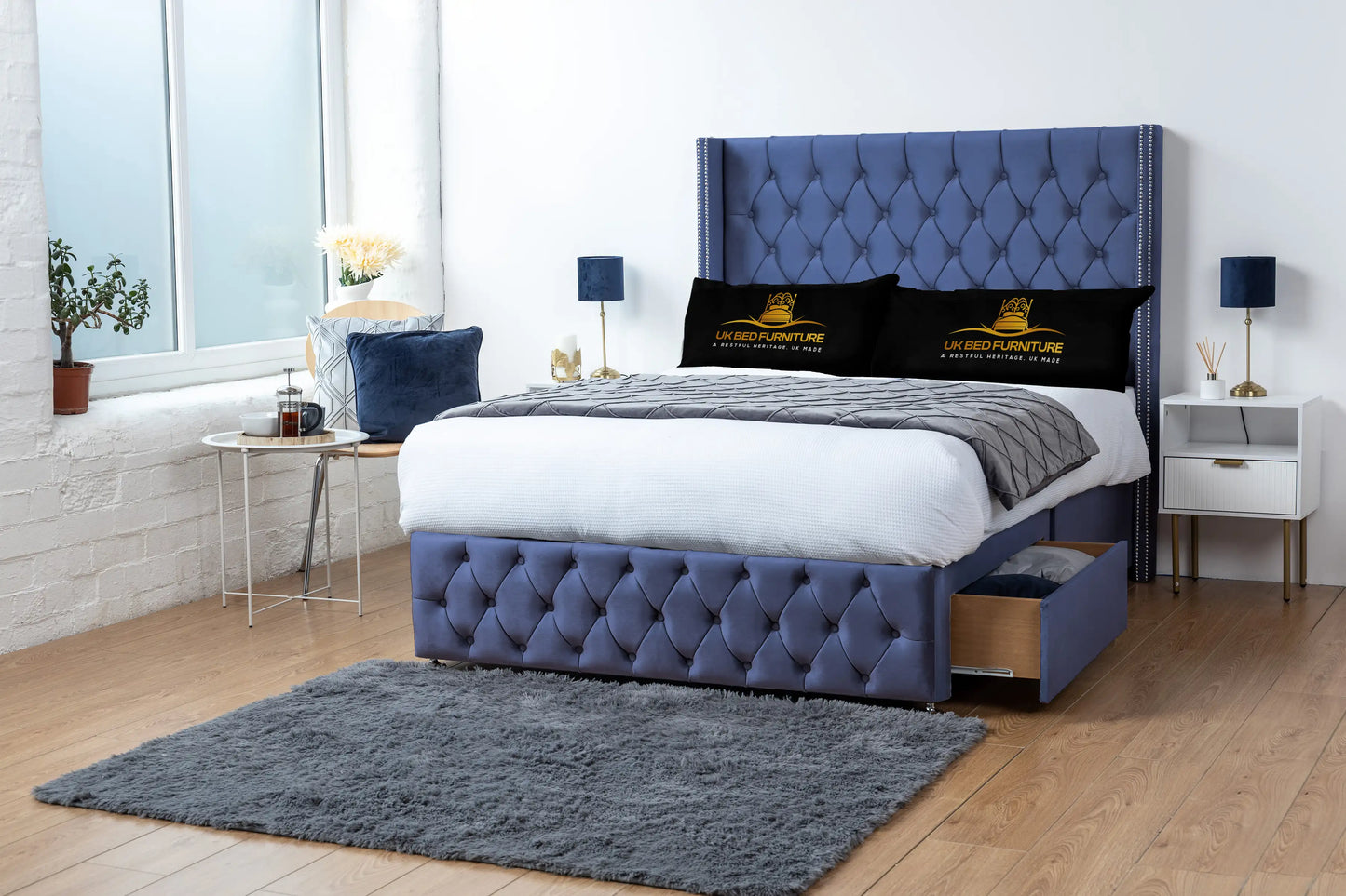 Jasmine Divan Bed