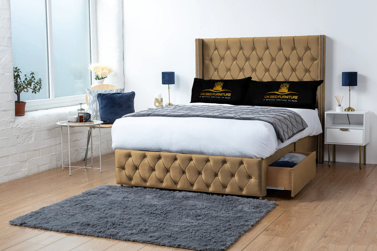 Jasmine Divan Bed