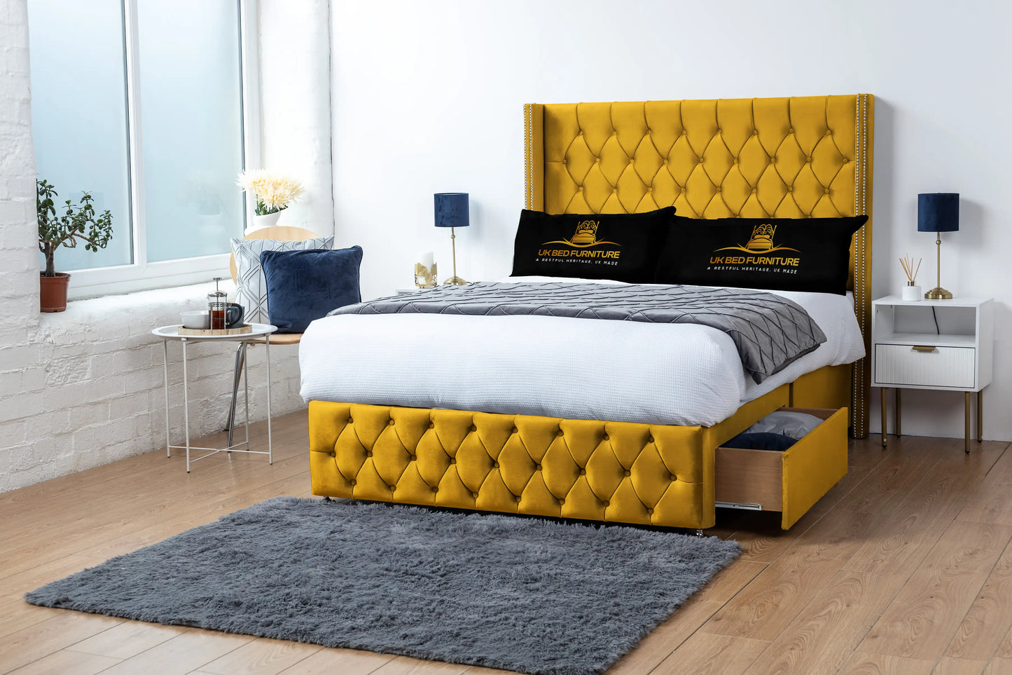 Jasmine Divan Bed