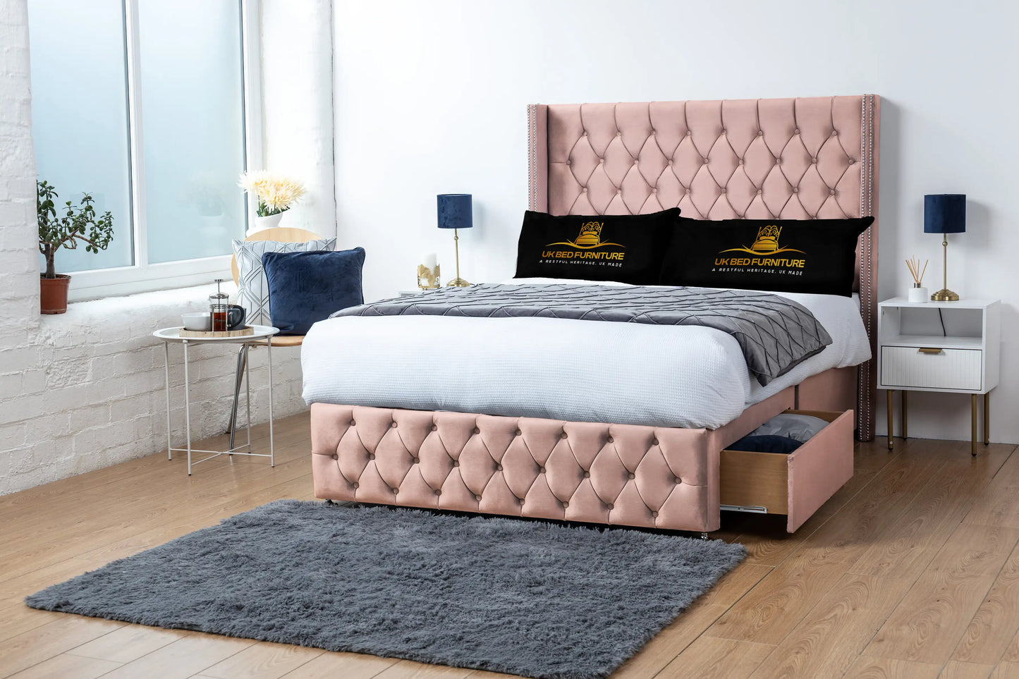 Jasmine Divan Bed