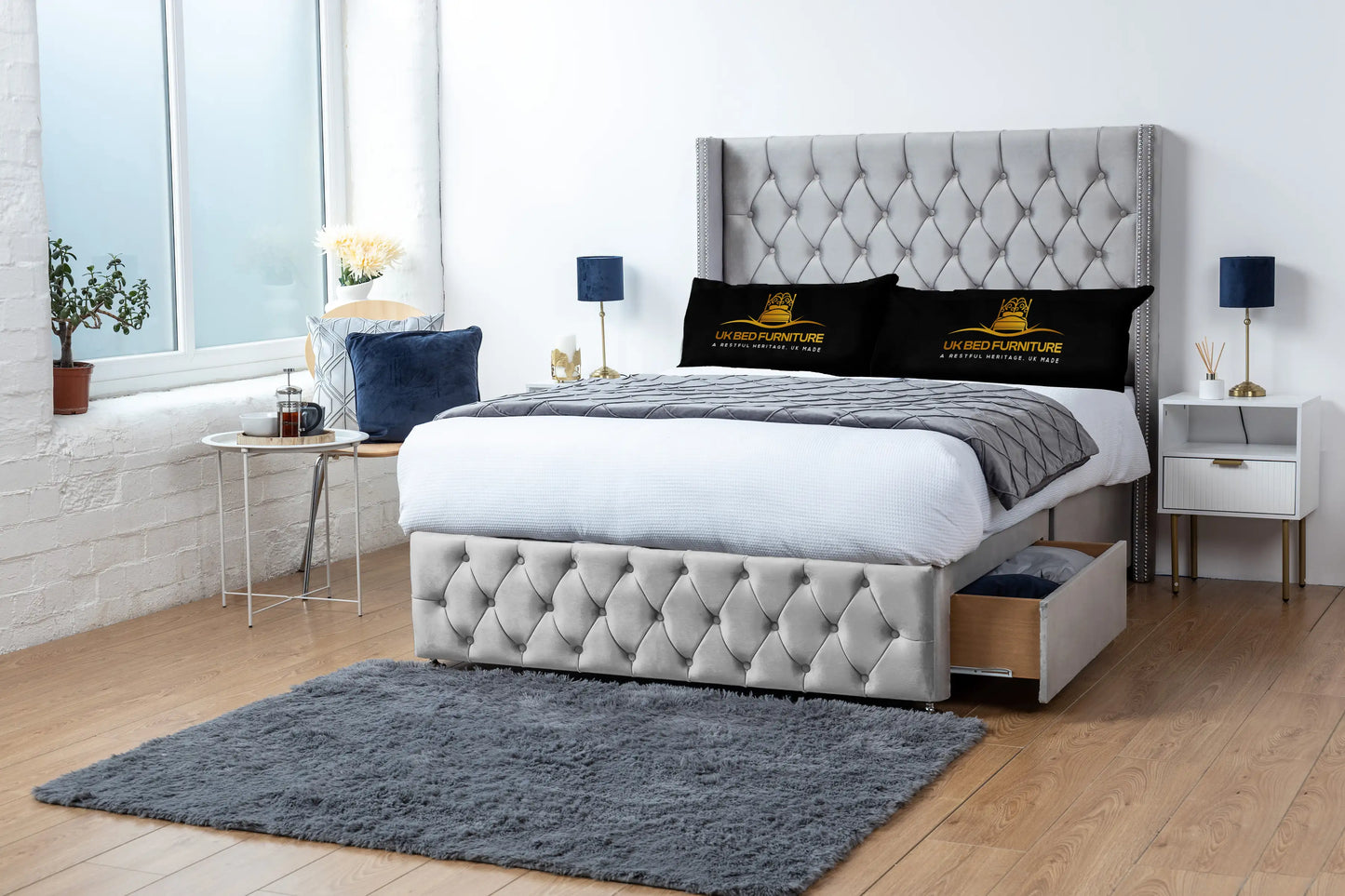 Jasmine Divan Bed