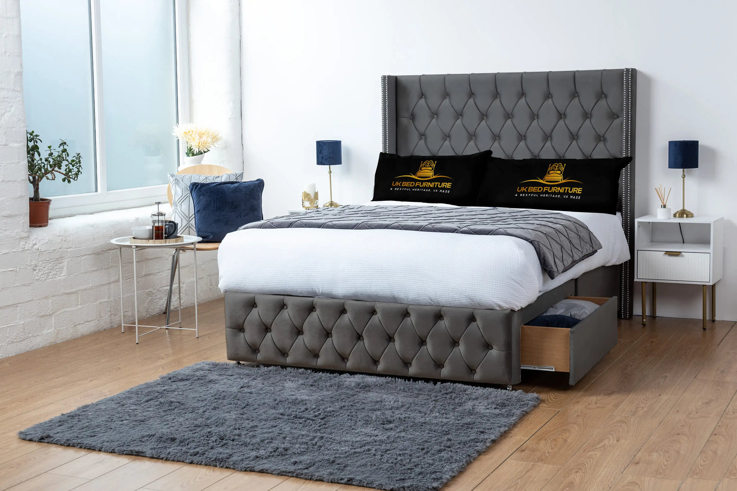 Jasmine Divan Bed