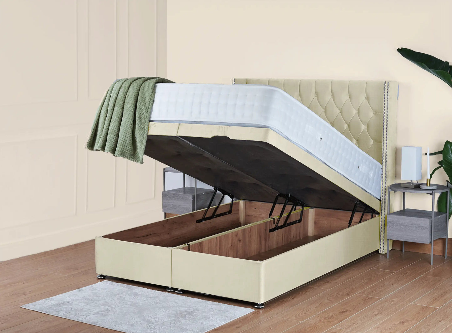 Hastings Ottoman Bed