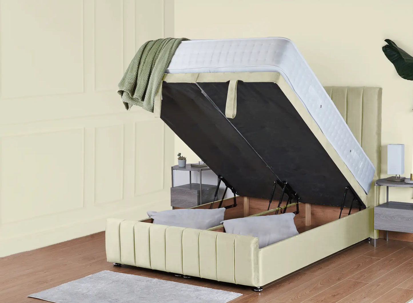 Hamilton Ottoman Bed