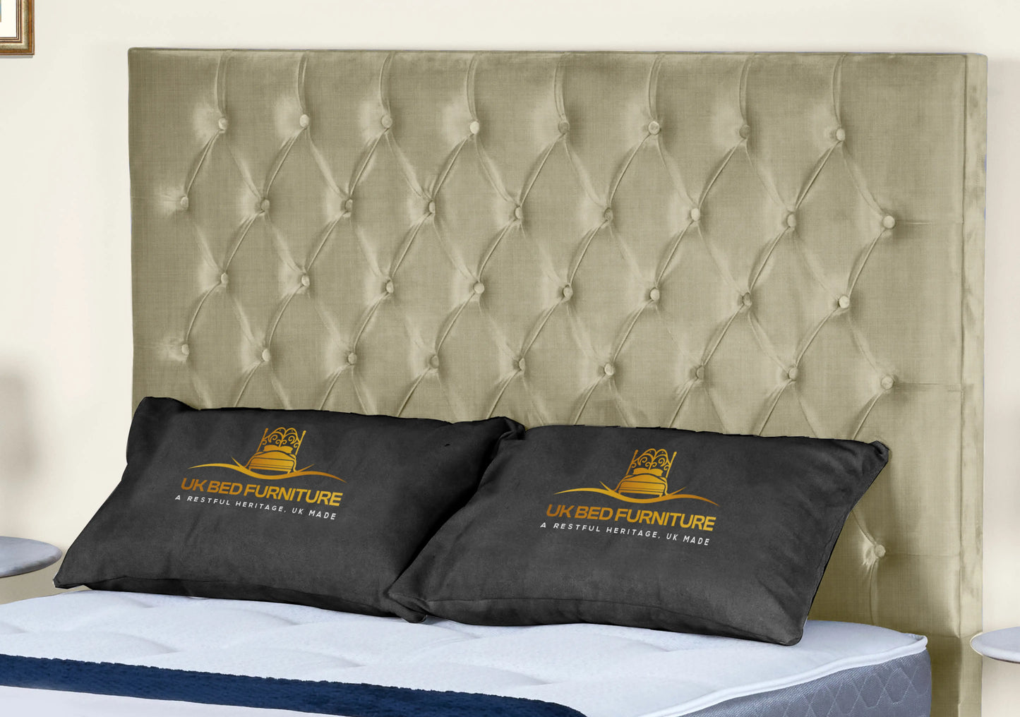 Florida Upholstered bed