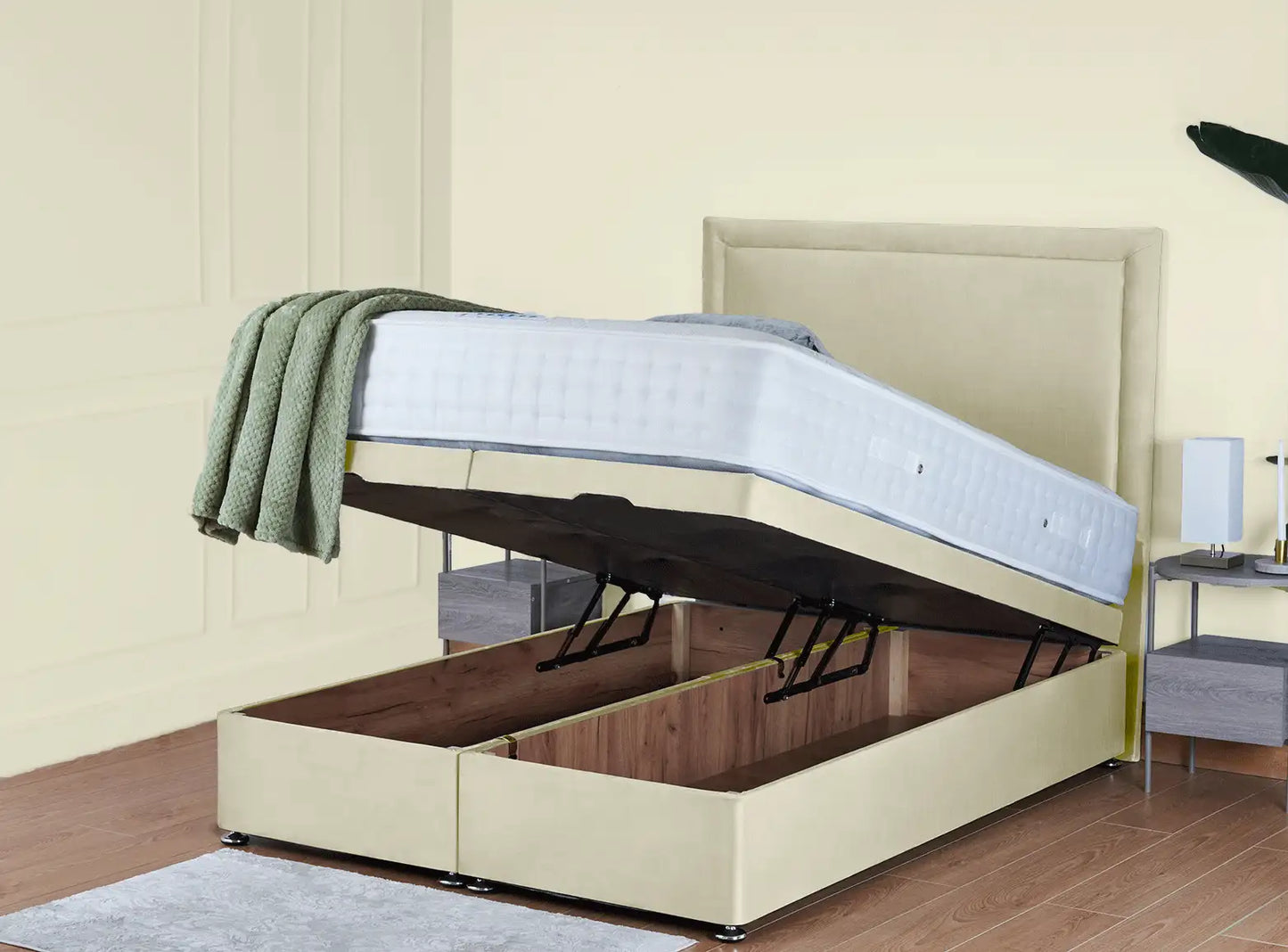 Hanover Ottoman Bed