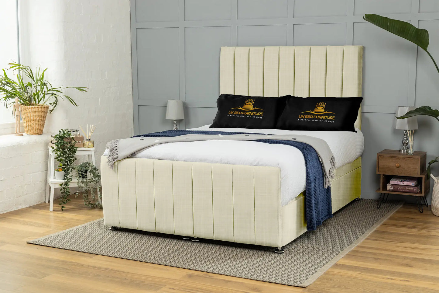 Venetian Ottoman Bed