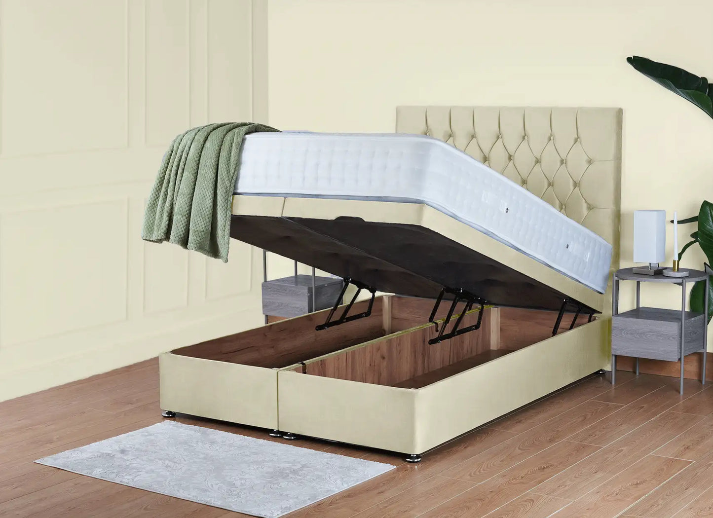 Montreal Ottoman Bed
