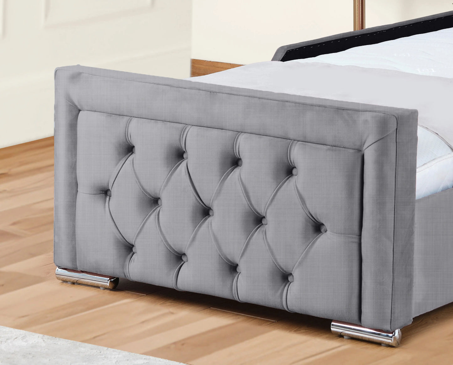 Noha Upholstered Bed