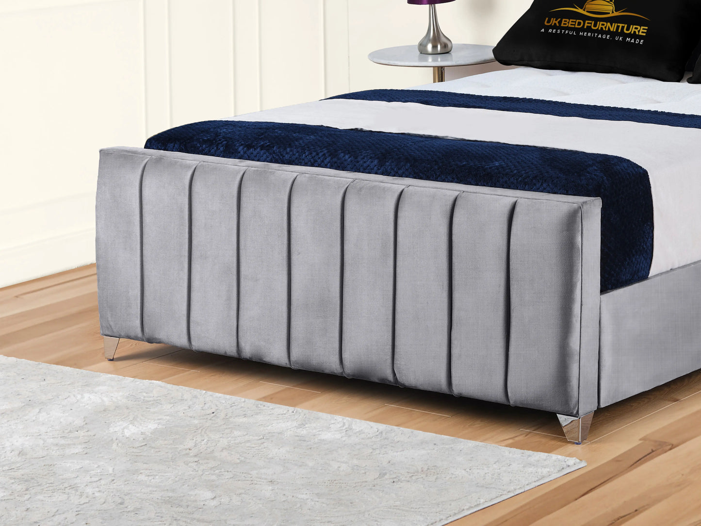 Lisburn Upholstered bed