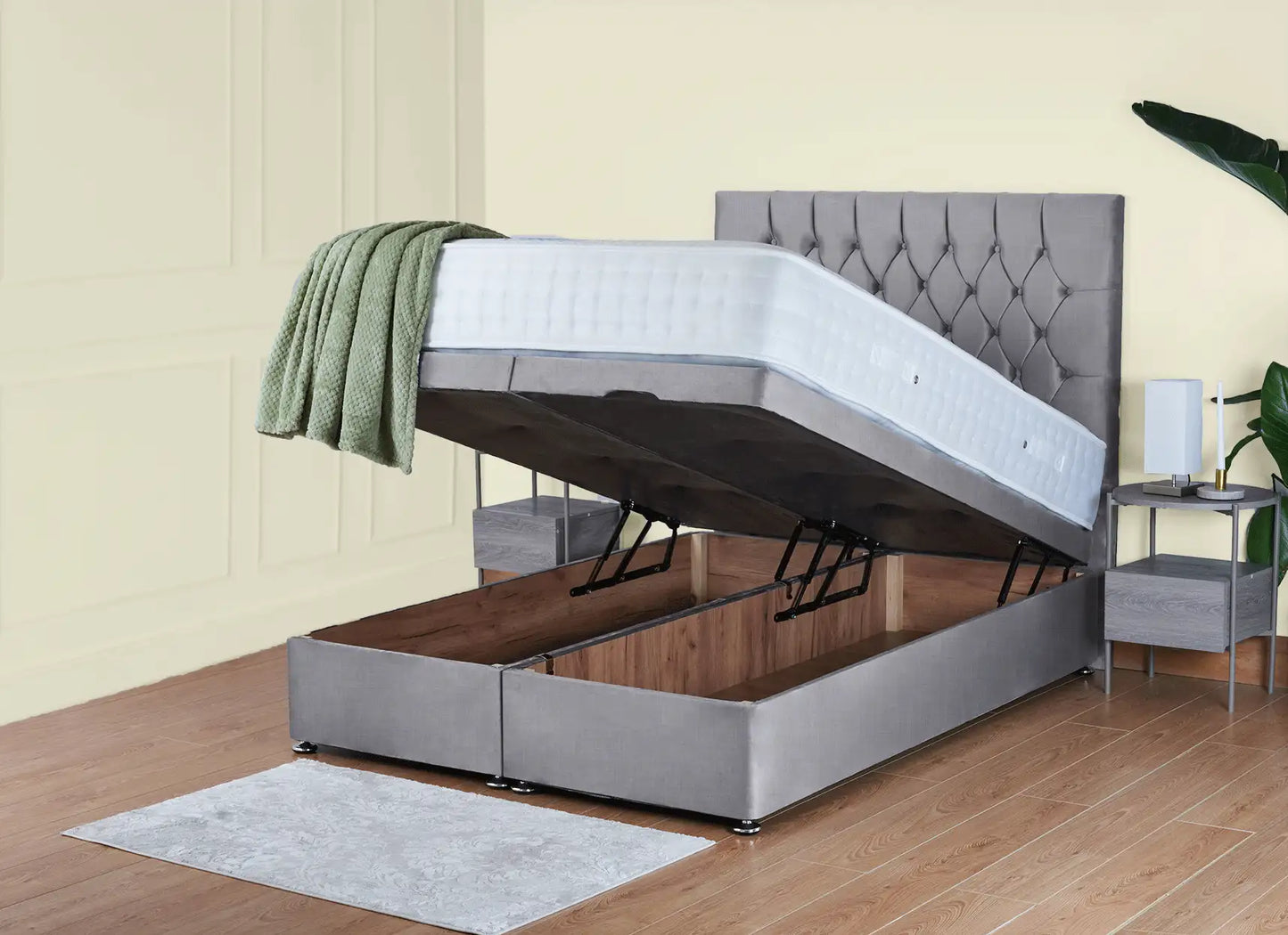 Montreal Ottoman Bed