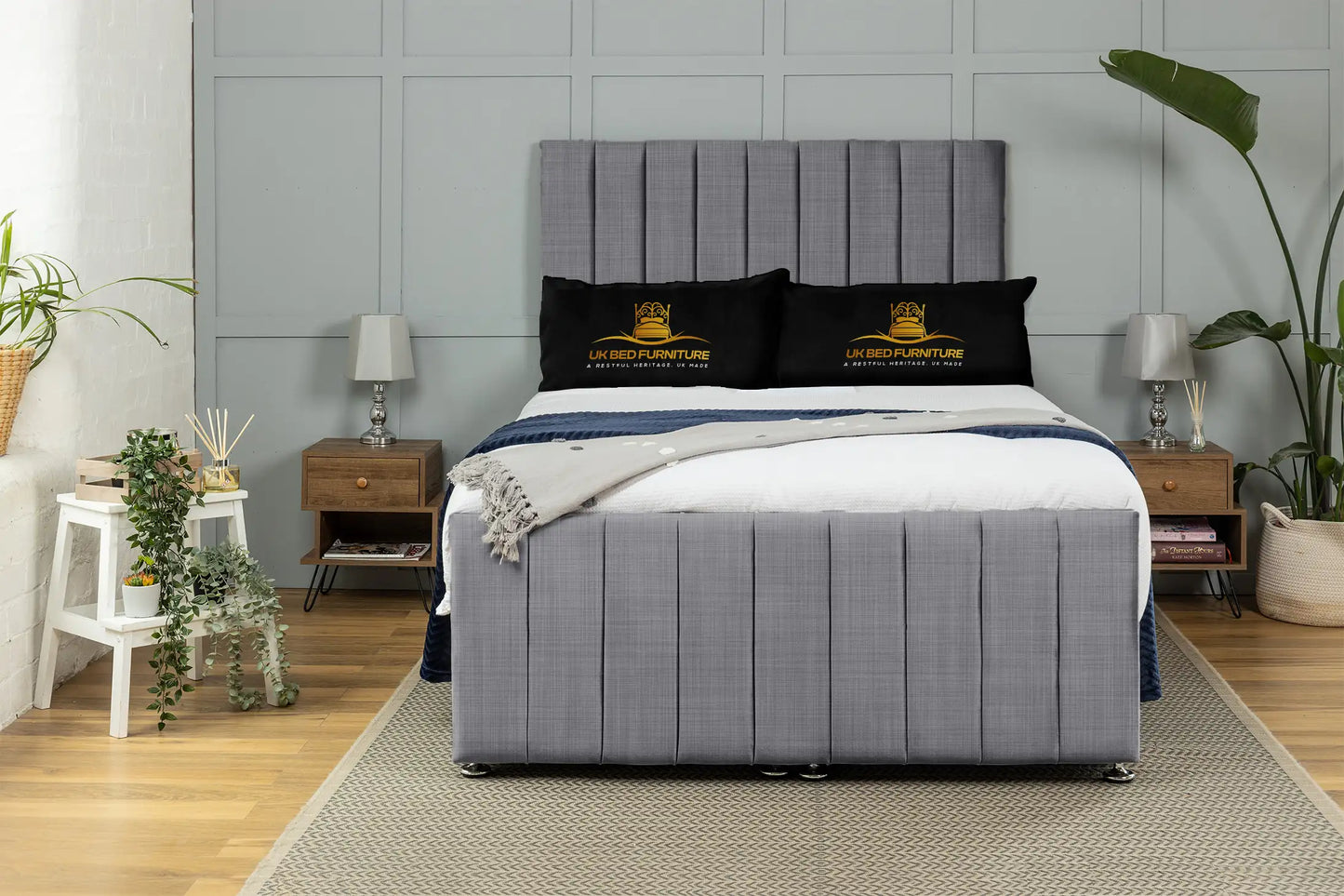 Venetian Ottoman Bed
