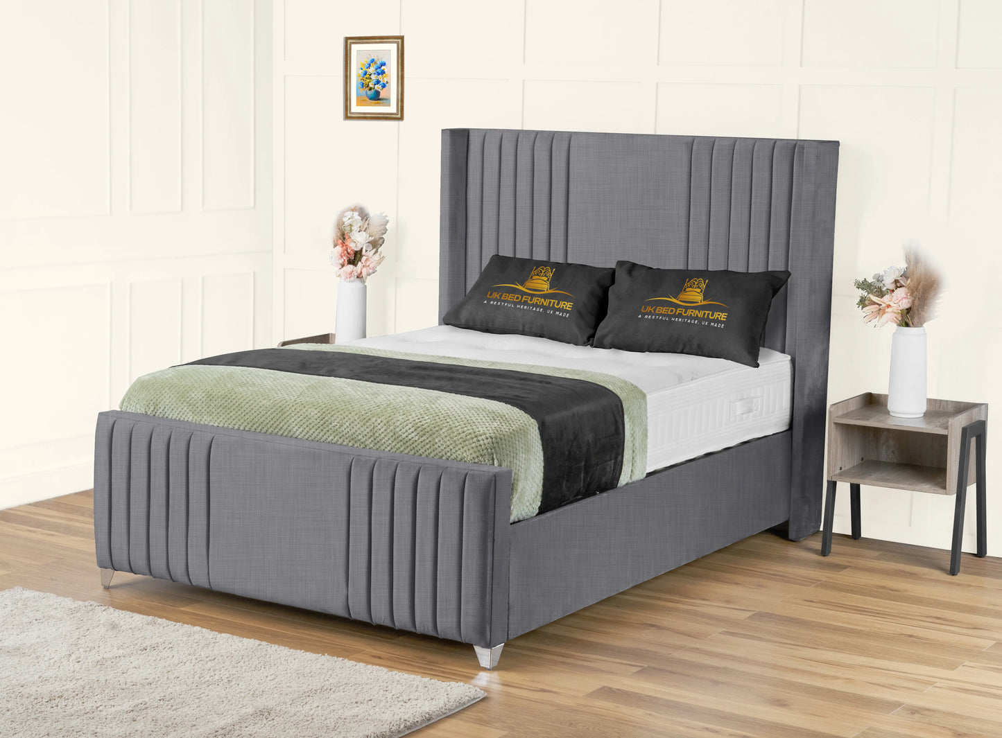 Elise lined winged Upholstered Bed