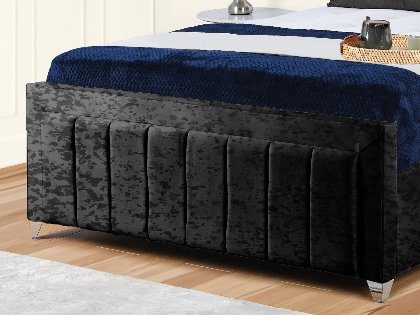 Sierra upholstered Bed