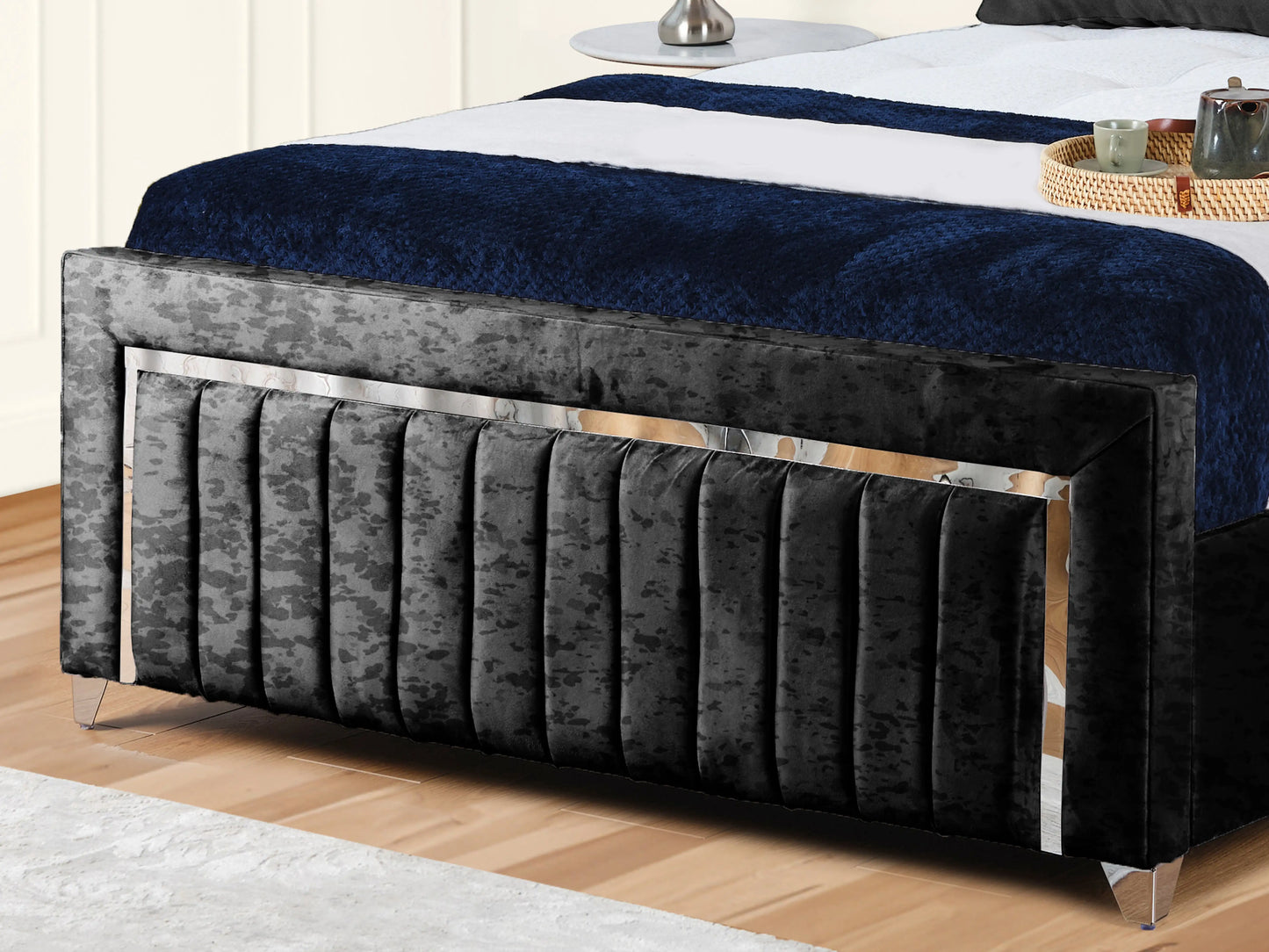 Elizabeth Upholstered Bed