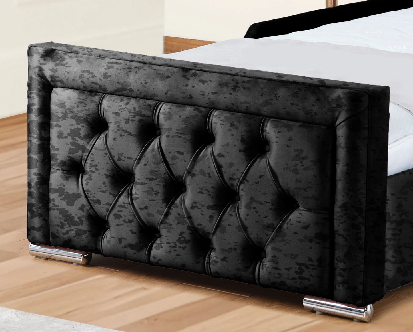 Noha Upholstered Bed