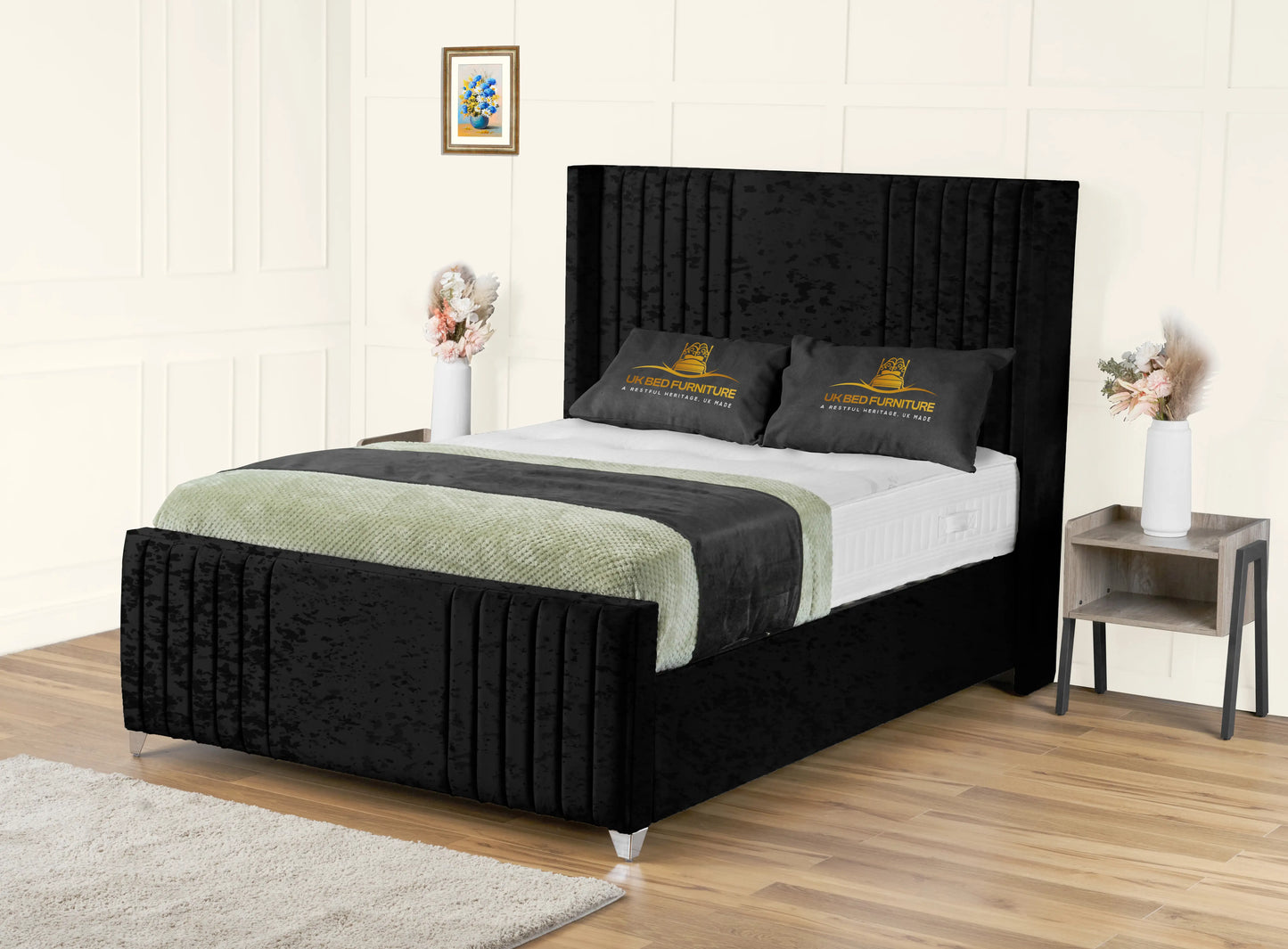 Elise lined winged Upholstered Bed