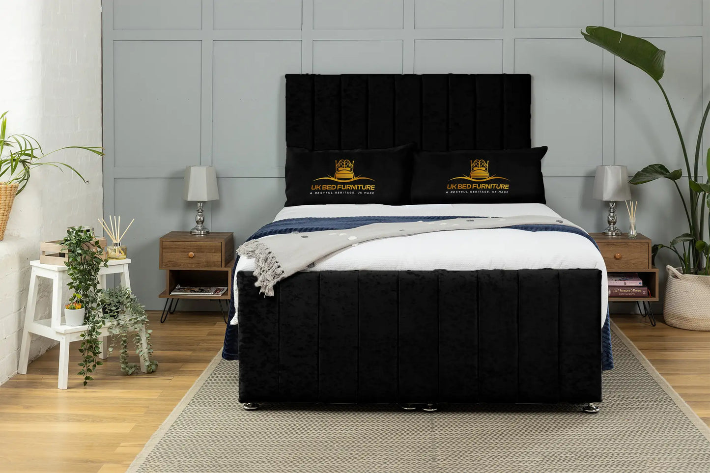 Venetian Ottoman Bed