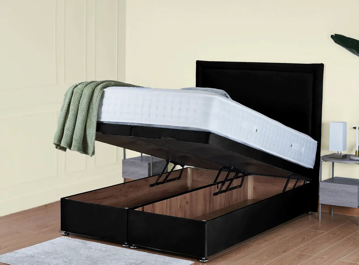 Hanover Ottoman Bed