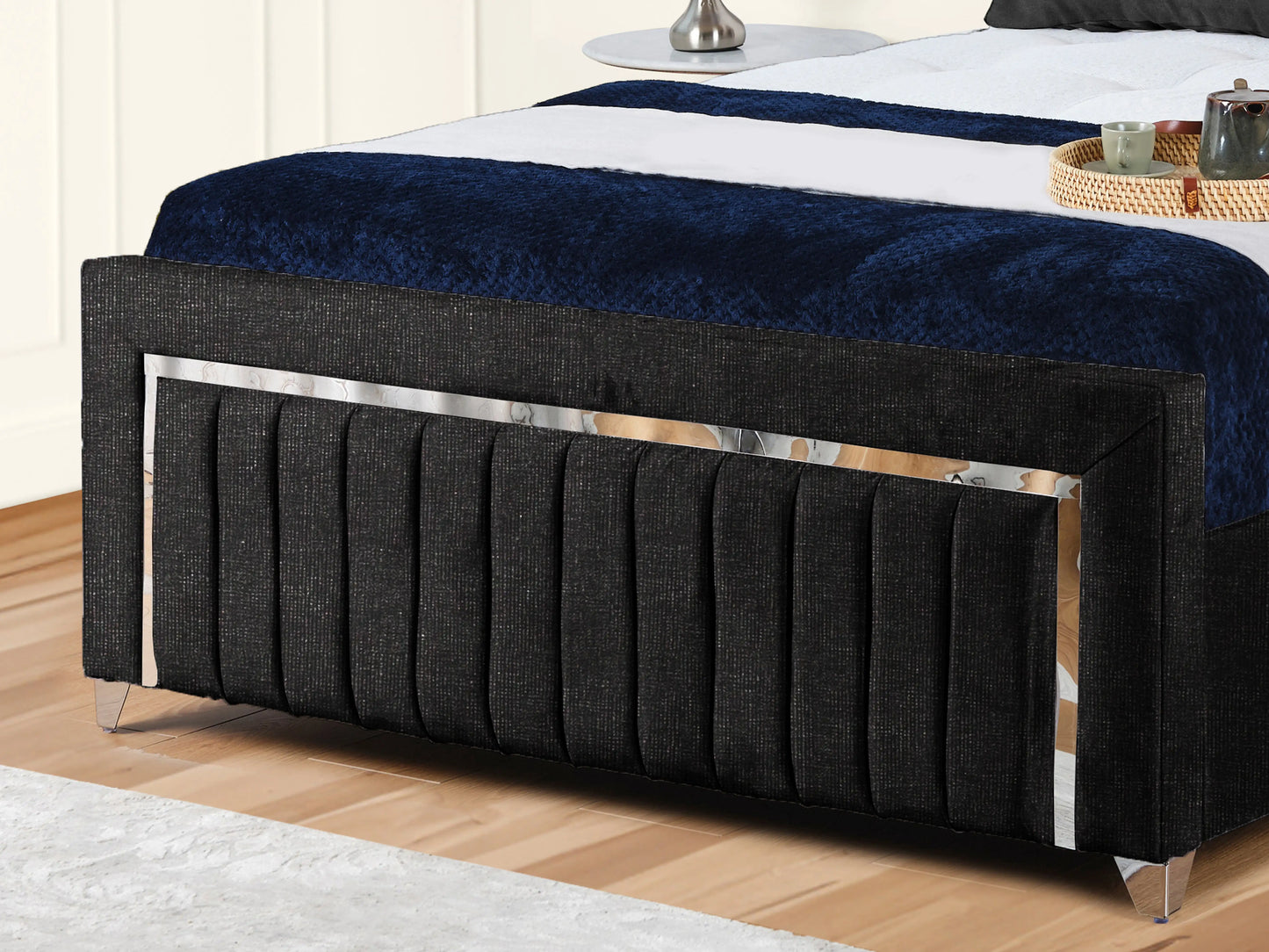 Elizabeth Upholstered Bed