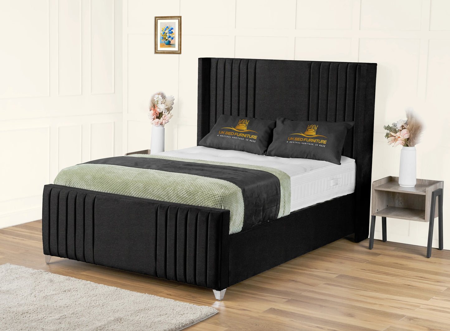 Elise lined winged Upholstered Bed