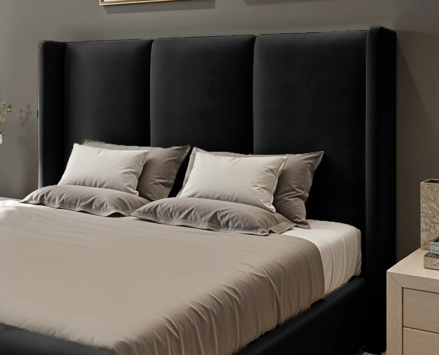 Miami winged Upholstered Bed