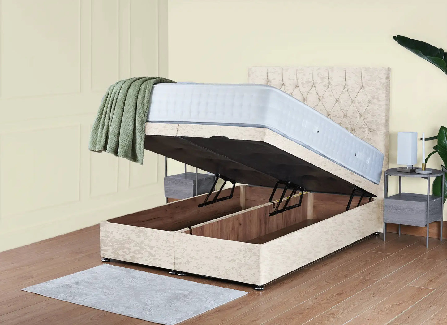 Montreal Ottoman Bed