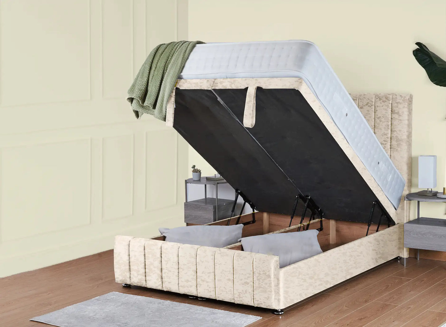 Hamilton Ottoman Bed