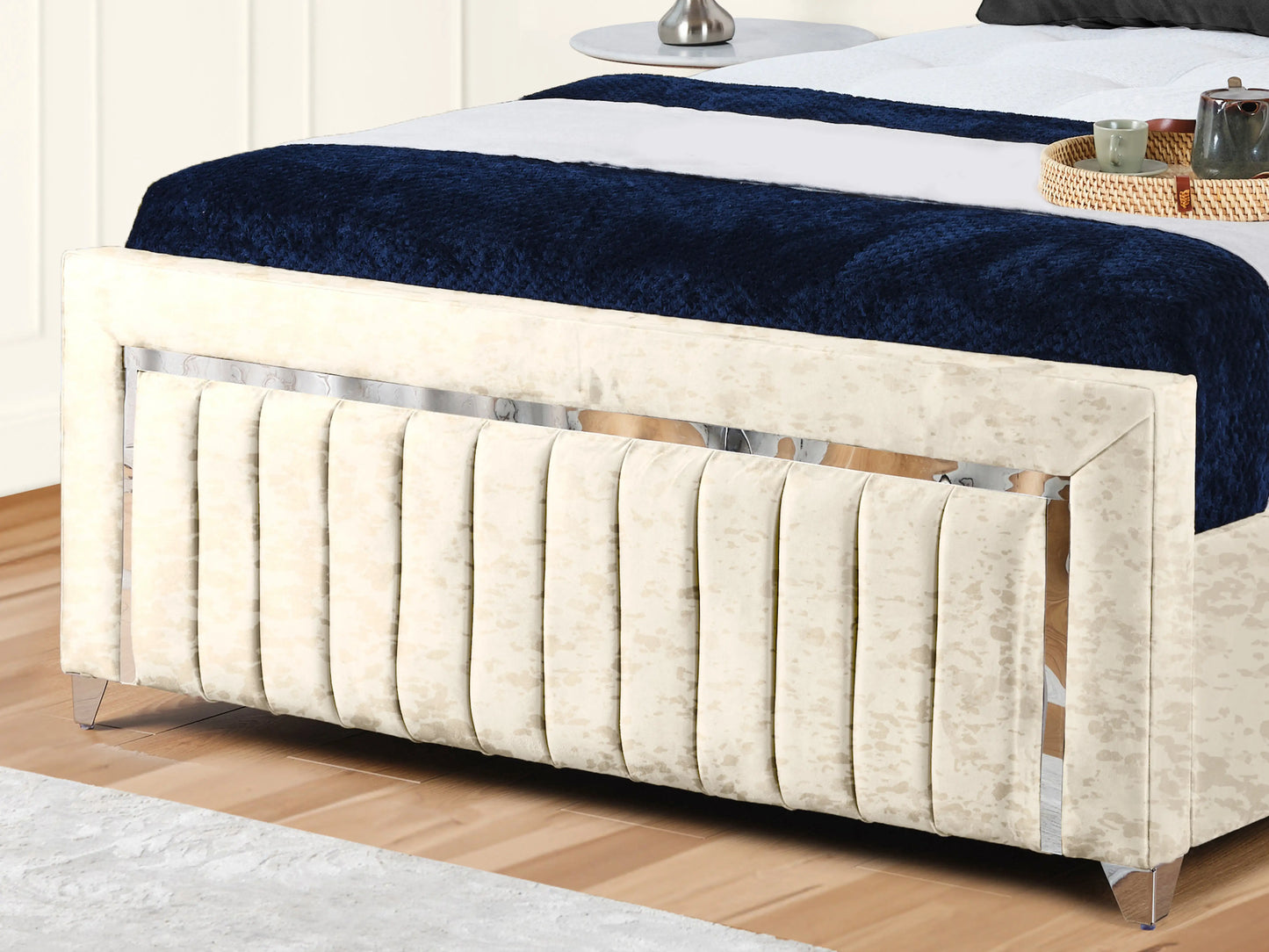 Elizabeth Upholstered Bed