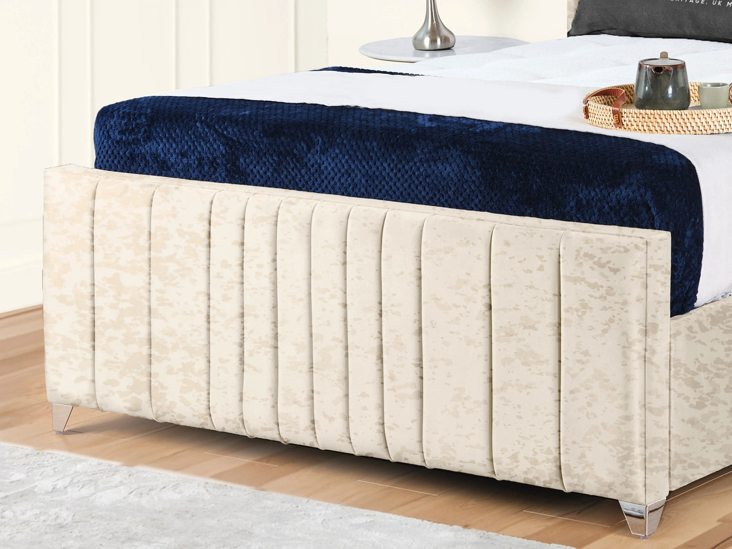 Valencia Lined Wings Upholstered Bed