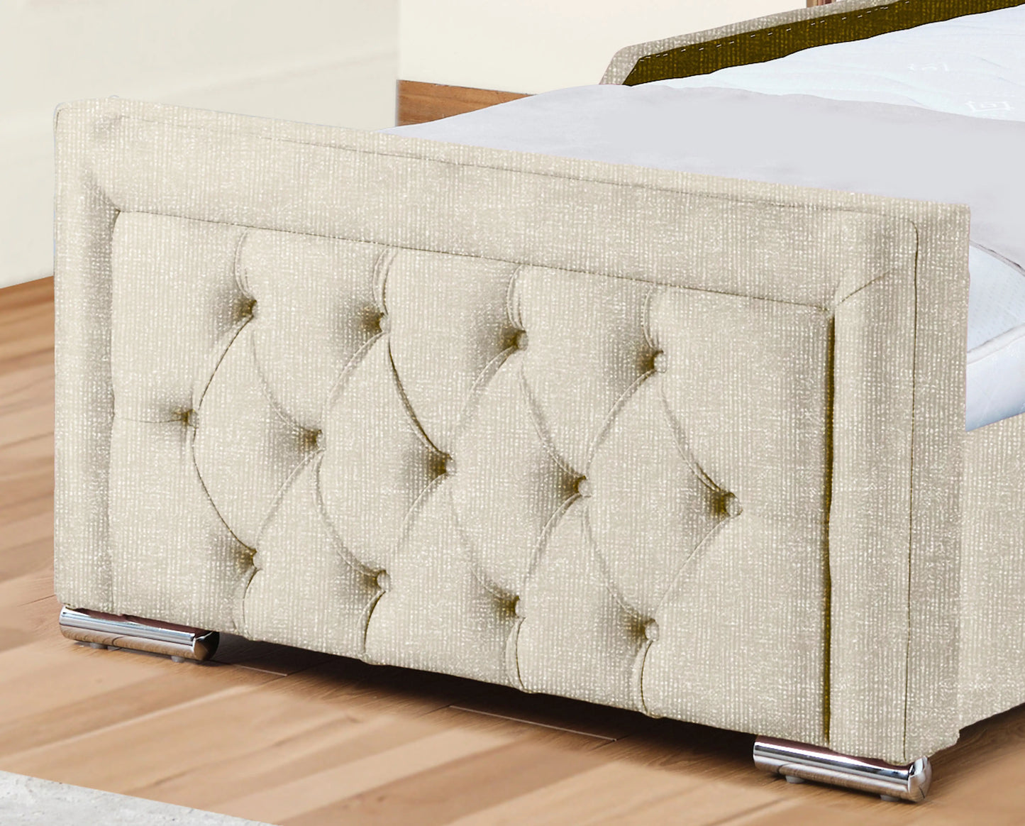 Noha Upholstered Bed