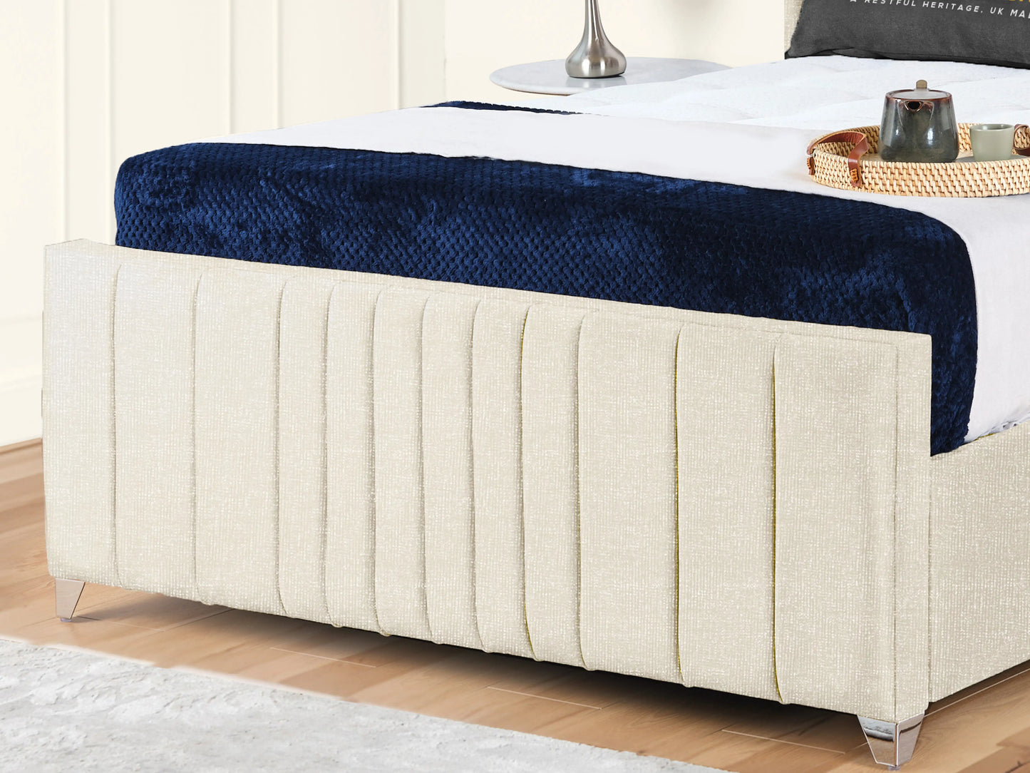 Valencia Lined Wings Upholstered Bed