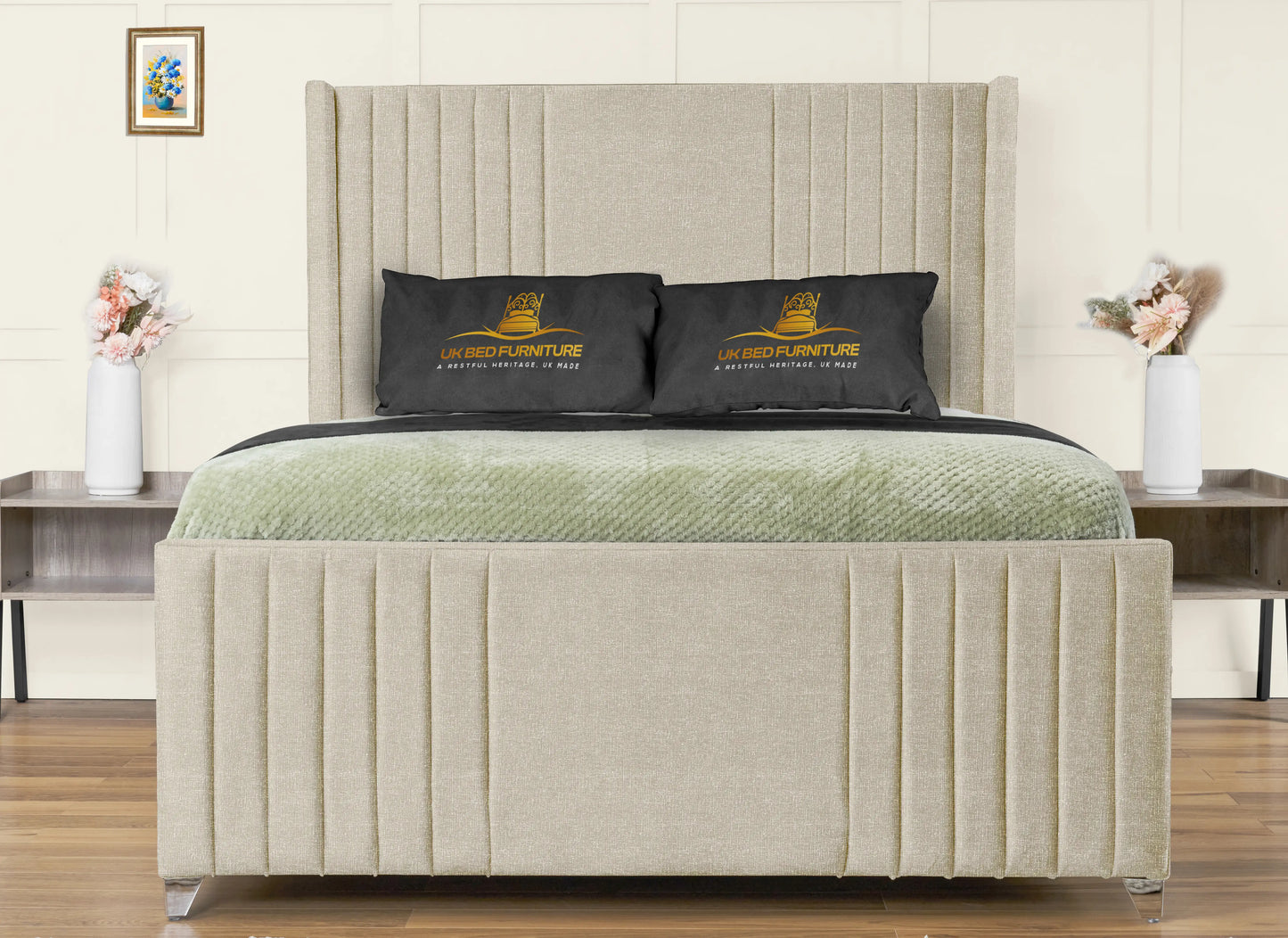 Elise lined winged Upholstered Bed