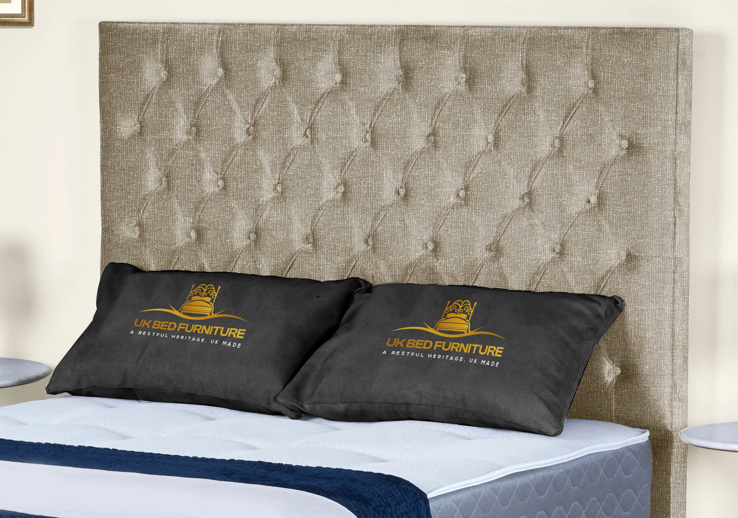 Florida Upholstered bed