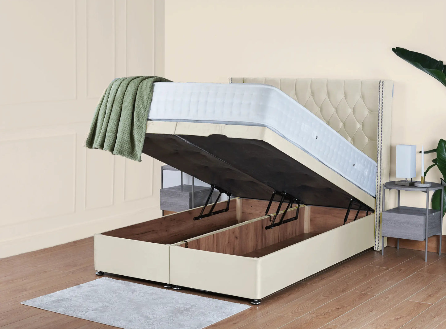 Hastings Ottoman Bed
