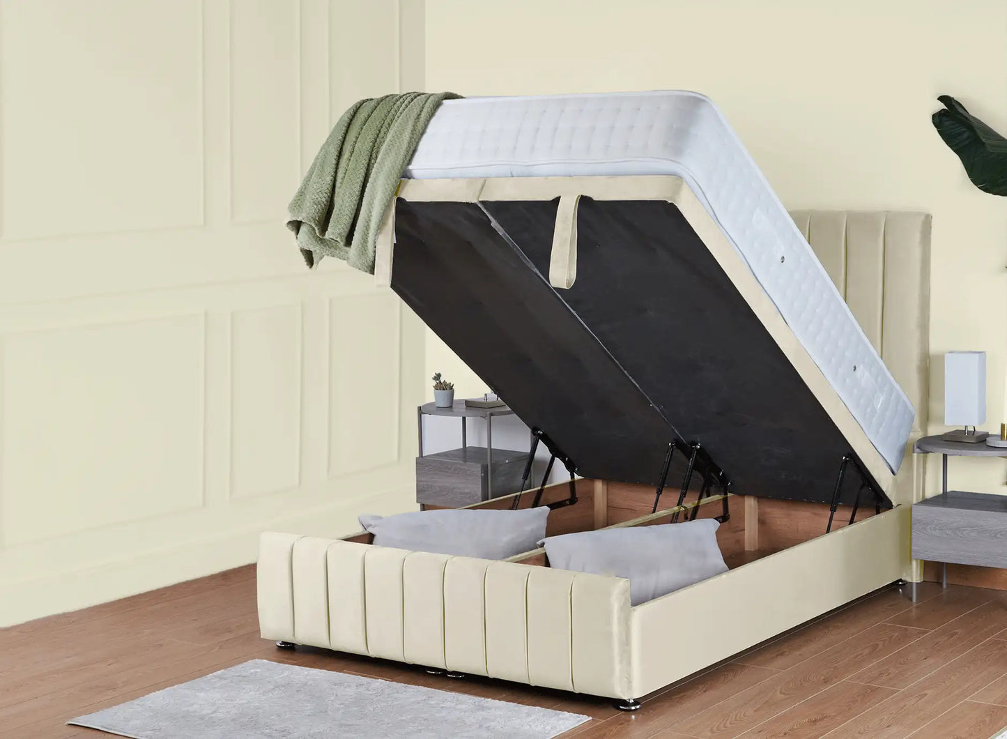 Hamilton Ottoman Bed