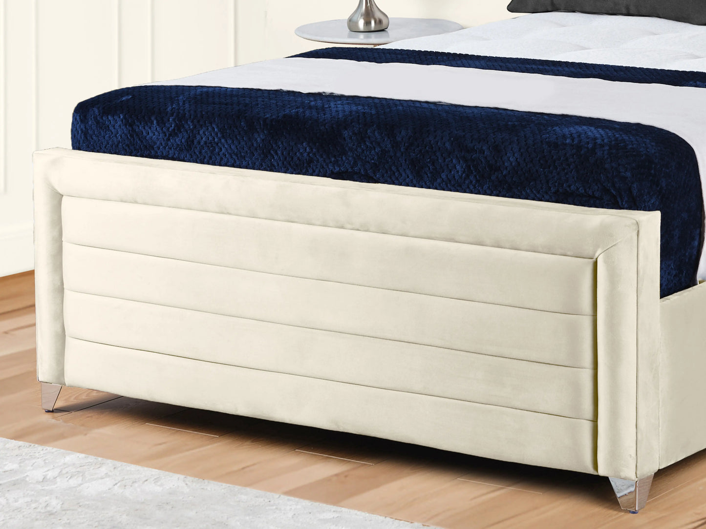 Safina Upholstered Bed