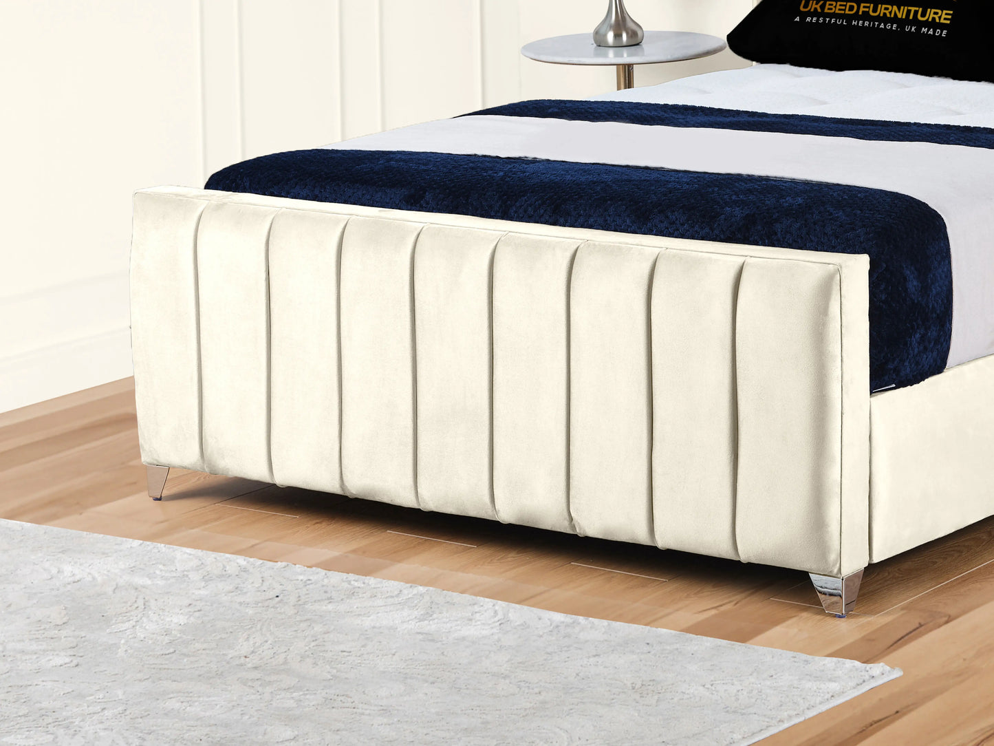 Empire Winged upholstered Bed