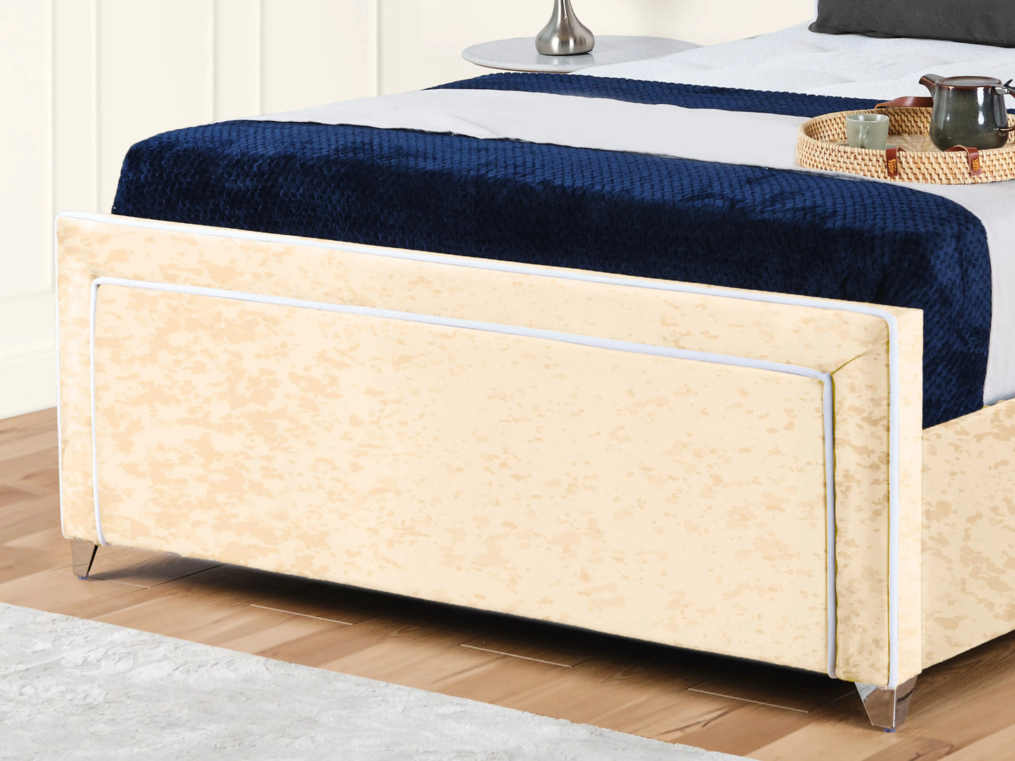 Ariana Upholstered Bed