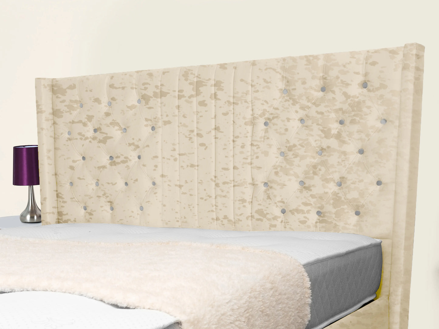 Middleton Winged Upholstered Bed