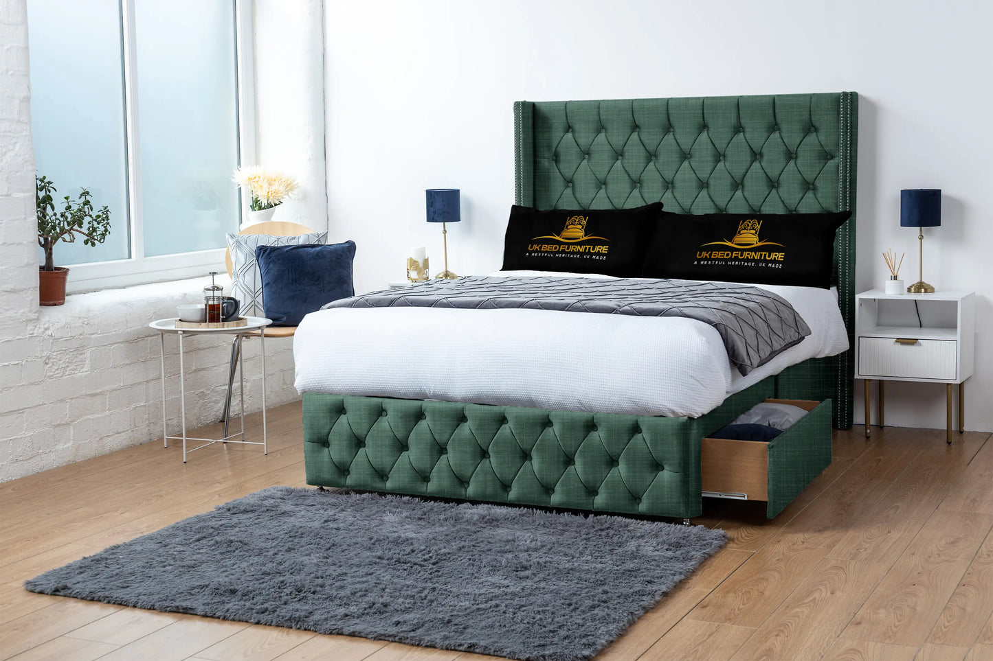 Jasmine Divan Bed