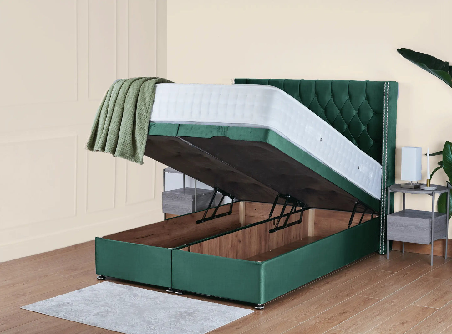 Hastings Ottoman Bed
